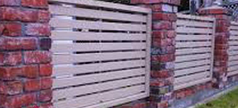 Brick Fences bricklaying
